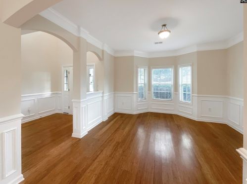 147 Rossmore Dr, Cayce-West Columbia, SC 29033-2740