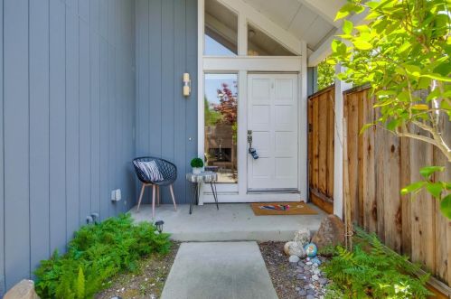 102 Abby Wood Ct, Los Gatos, CA 95032-1364
