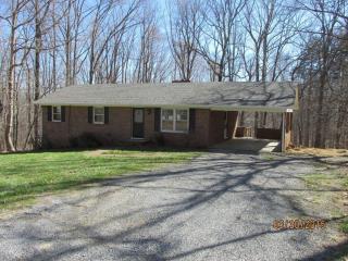 66 Brookwood Rd, Wirtz, VA 24184-3538