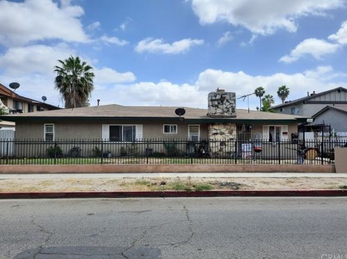 310 Wakefield Ave, Anaheim CA  92802-4222 exterior