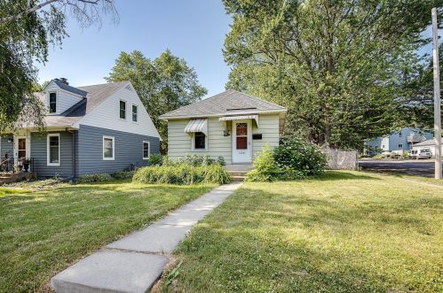 1458 Almond Ave, Saint Paul MN  55108-2536 exterior