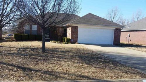 18 Whispering Wind Cir, Vilonia, AR 72173-9502