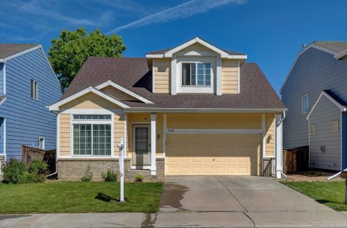 9749 Eagle Creek Pkwy, Denver, CO 80022-9431