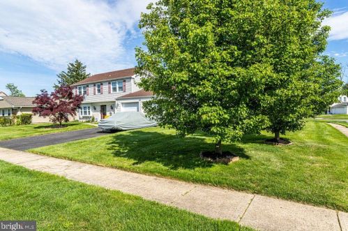 20 Hollis Ln, Willingboro, NJ 08046-1837
