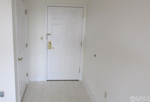 2403 Windrow Dr, Princeton, NJ 08540-5019