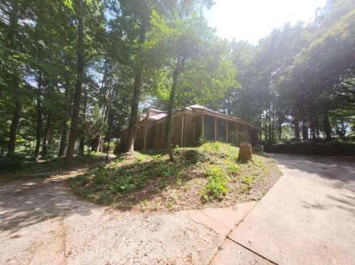 1480 Pineview Ln, Conyers GA  30012-4145 exterior