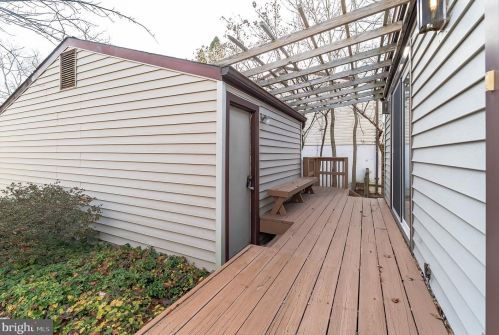 6391 Shadowshape Pl, Columbia, MD 21045-4527