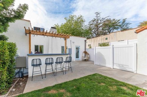 3604 Rosemary Ave, Glendale CA 91208-1216 exterior