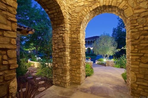 5288 Meadows Del Mar, San Diego, CA 92130-4856