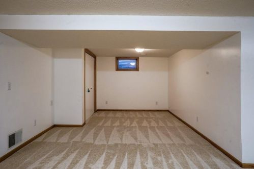 506 2nd Ave, Saint Paul MN  55112-6824 exterior