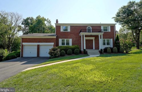 13 Penlaw Rd, Trenton, NJ 08648-1607