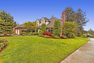 20323 35th St, Redmond, WA 98074-4321
