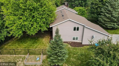 3865 Cinnabar Dr, Saint Paul MN  55122-1614 exterior