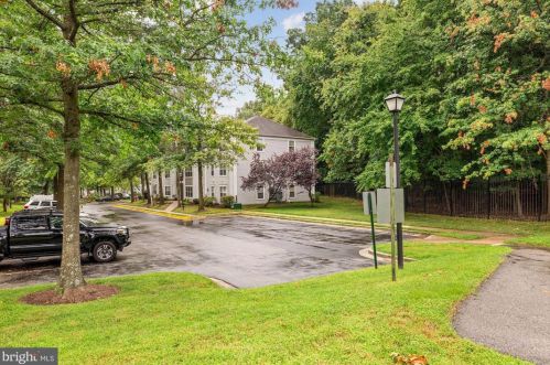 2814 Clear Shot Dr, Silver Spring MD 20906-6210 exterior