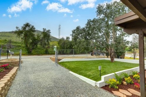 18448 7th St, Bloomington, CA 92316-3603