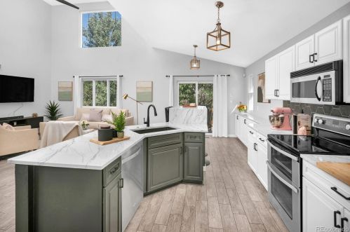 20579 Cornell Pl, Denver CO 80227-4501 exterior