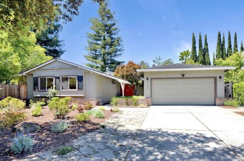 777 Rustic Ln, Mountain View, CA 94040-3055