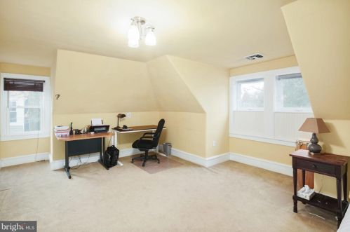 67 Euclid Ave, Haddonfield NJ 08033-2553 exterior