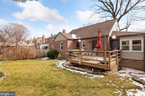 10006 Markham St, Silver Spring MD 20901-2233 exterior