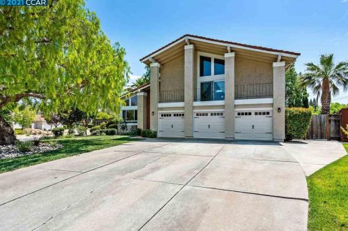 101 Santa Rosa Pl, San Ramon, CA 94583-2612