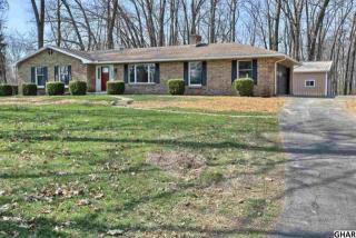 576 Greason Rd, Carlisle, PA 17015-9477