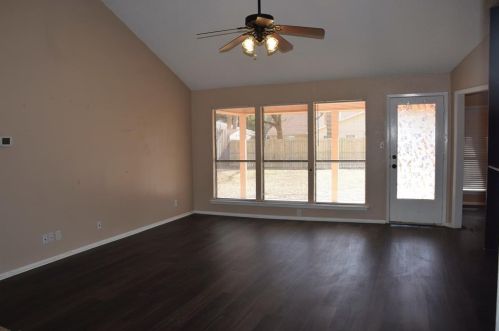 1008 Westminster Dr, Midlothian TX  76063 exterior