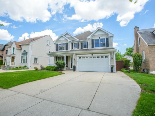 691 Bryan St, Elmhurst, IL 60126-4342