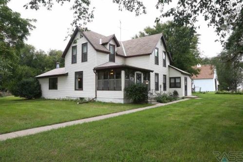 30825 475th Ave, Big Springs, SD 57001-6902
