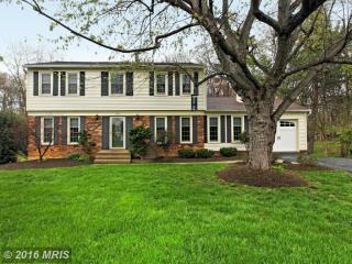 2314 Rosedown Dr, Herndon VA  20191-1631 exterior
