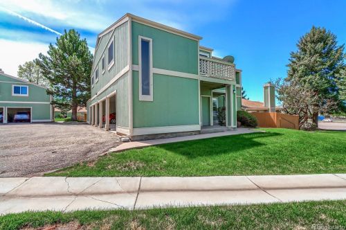 4571 Hannibal St, Denver CO  80015-1466 exterior