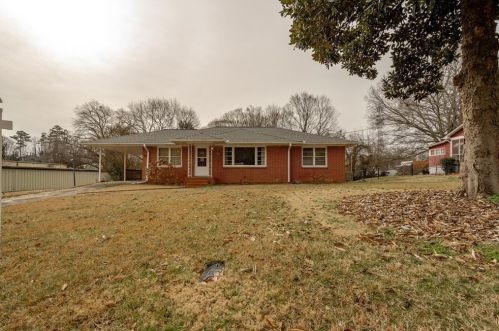 712 Lawrence St, Marietta, GA 30060-2144