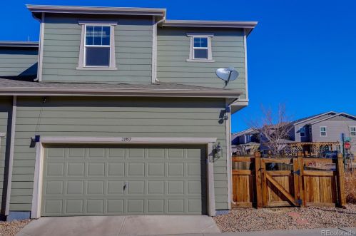 21957 Radcliff Cir, Denver CO  80015 exterior