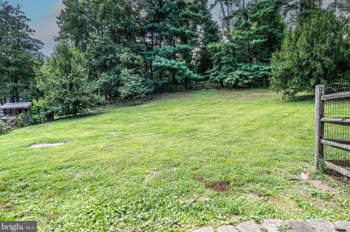 248 Upper Fry Rd, Trenton NJ 08628-2734 exterior