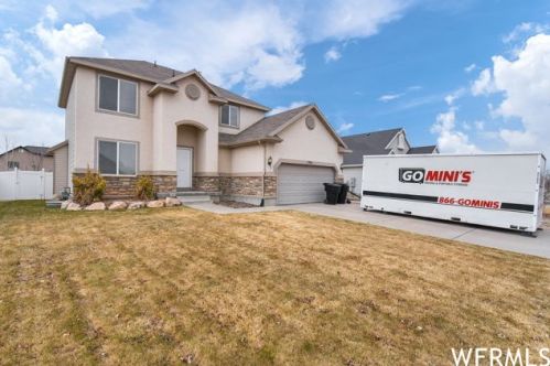 1361 2530, Clearfield, UT 84015-5813