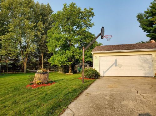 909 Hastings Ter, Valpo, IN 46383-2019