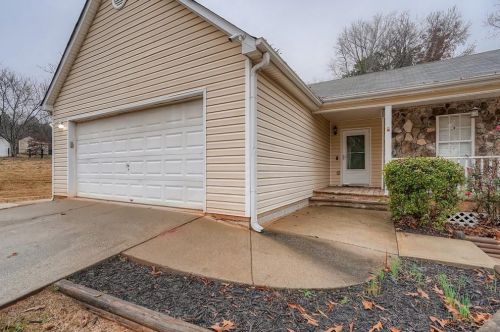 1020 Nunnally Ct, Monroe, GA 30655-8380