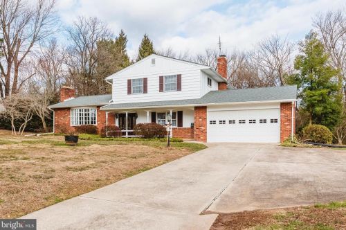 2101 Givenswood Dr, Fallston, MD 21047-1459