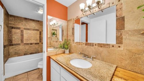 37 Firwood, Irvine CA  92604-4633 exterior