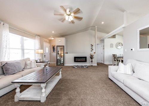 575 Fredonia Dr, Pueblo CO  81007-5304 exterior
