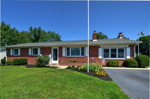 7590 Morningstar Ave, Harrisburg, PA 17112-4206