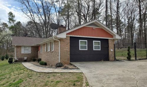 2803 Fork Creek Church Rd, Ellenwood, GA 30294-1224