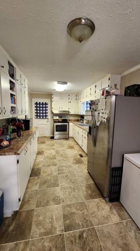 3 Hammond Dr, Plainville, GA 30733-9733