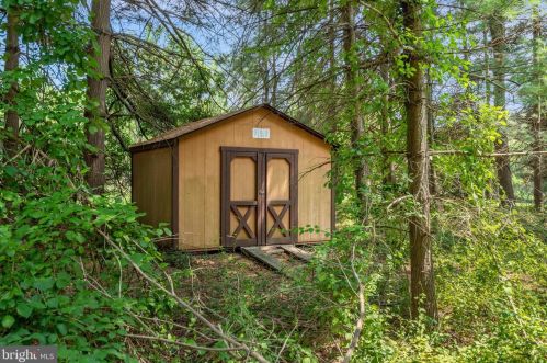 209 Bryants Nursery Rd, Silver Spring MD 20905-3840 exterior