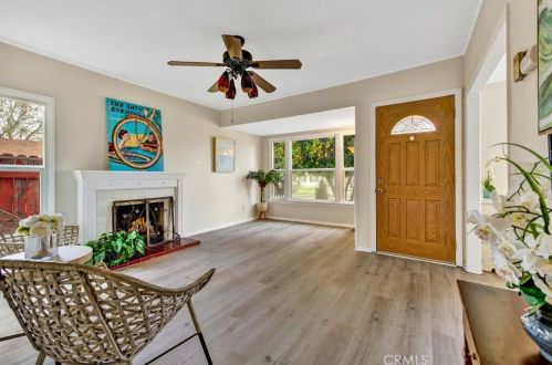 128 California Ave, Glendora, CA 91741-3268