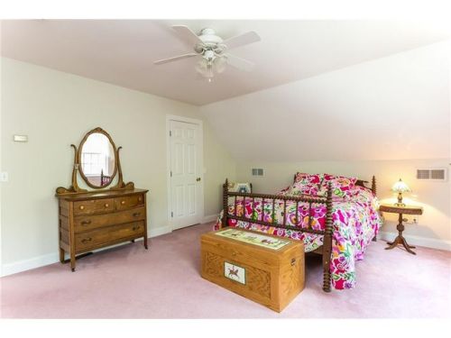 23 Bissell Ridge Rd, Hebron, CT 06248-1109