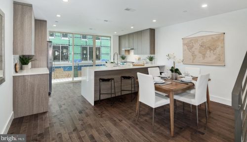 1344 19 St, Philadelphia PA  19146-4665 exterior