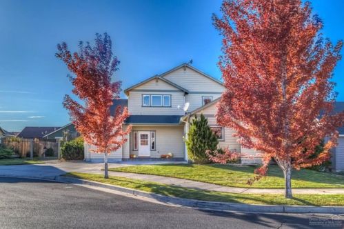418 Petal Ct, Metolius, OR 97741-1308