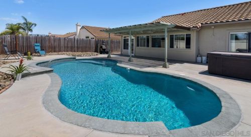 4464 San Joaquin St, Oceanside, CA 92057-6027