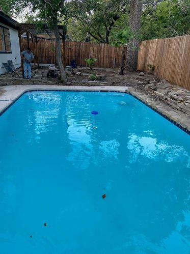 1018 Brookhollow Dr, Irving TX  75061-5514 exterior