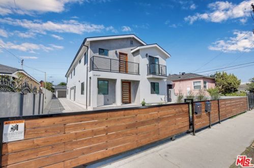 10405 Truro Ave, Inglewood, CA 90304-1812
